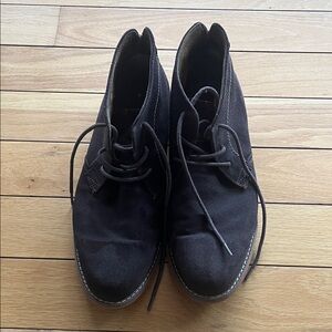 Florsheim Dark Suede Chukka Boots